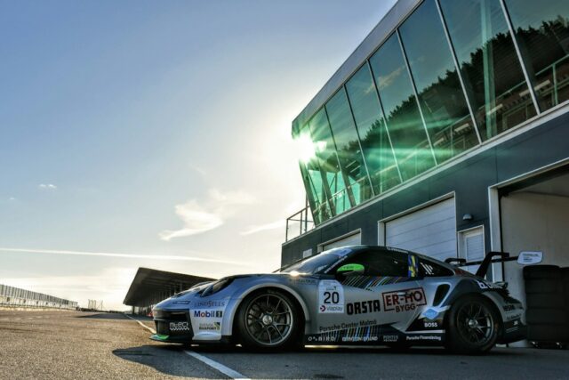 Photo downforce
